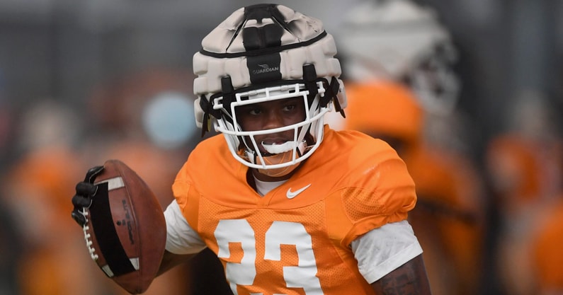 Boo Carter, Tennessee Football | Caitie McMekin/News Sentinel / USA TODAY NETWORK
