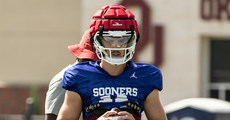 OU quarterback Jackson Arnold