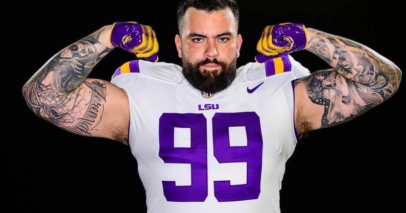 LSU Gio Paez