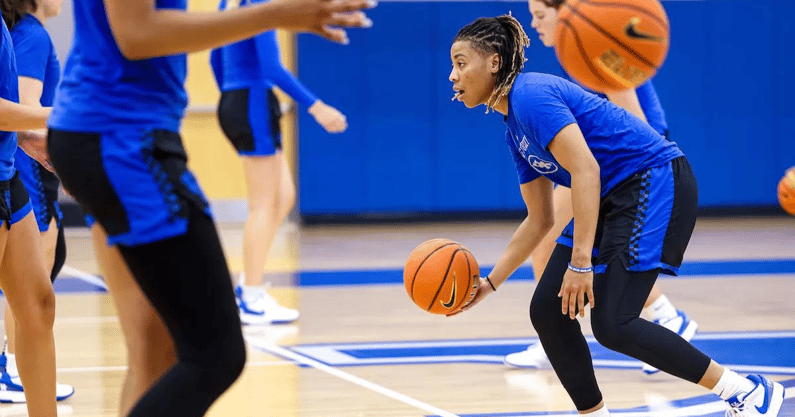 using-ai-to-predict-kentucky-wbbs-record-kenny-brooks-first-season-in-lexington