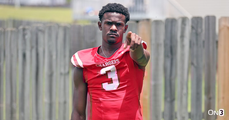 5-star-alabama-wr-commit-caleb-cunningham-set-to-see-ole-miss-again