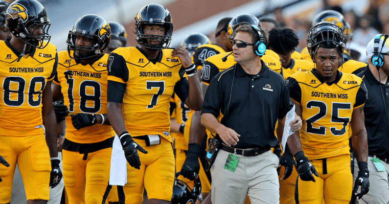 Shannon Dawson with the Southern Miss Golden Eagles