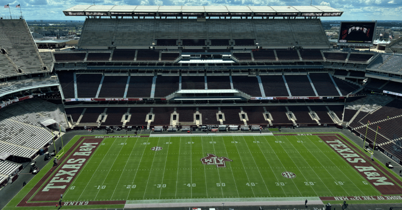 Kyle Field pregame obs