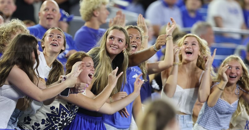 kentucky-fans-southern-miss