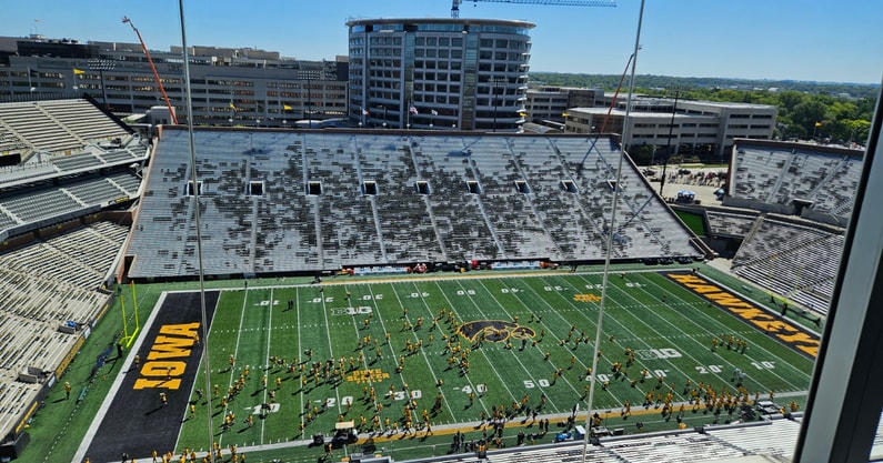Kinnick Stadium(2)