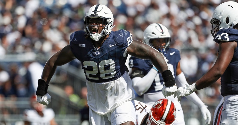 Penn State Nittany Lions defensive tackle Zane Durant (28) reacts following a tackle on Bowling Green Falcons tight end Harold Fannin Jr (0) during the fourth quarter at Beaver Stadium. Penn State defeated Bowling Green 34-27. (Mandatory Credit: Matthew O'Haren-Imagn Images)