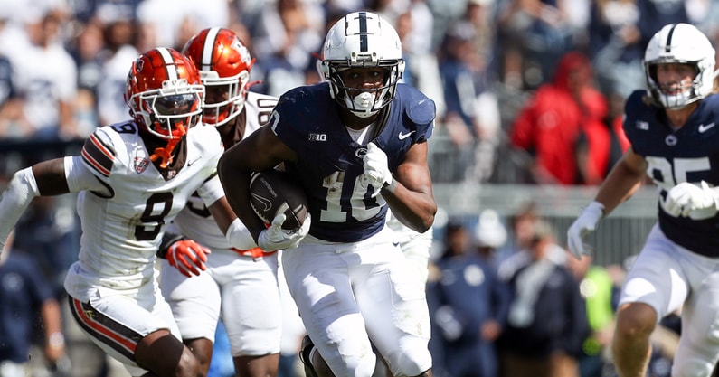 Penn State Nittany Lions running back Nicholas Singleton (10) runs with the ball during the fourth quarter against the Bowling Green Falcons at Beaver Stadium. Penn State defeated Bowling Green 34-27. Mandatory Credit: Matthew O'Haren-Imagn Images