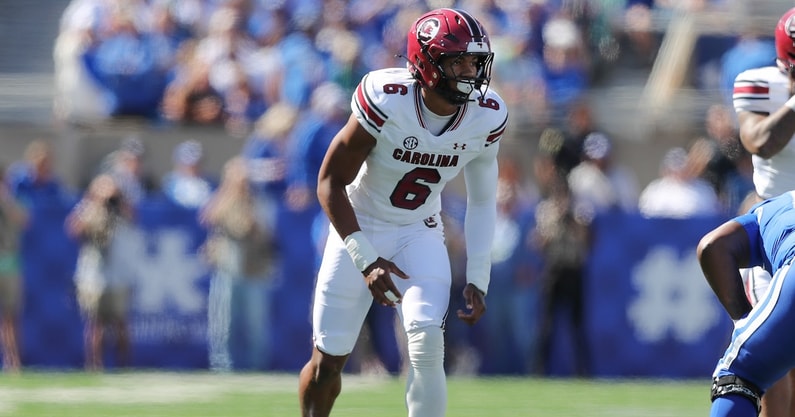 South Carolina EDGE Dylan Stewart lines up against Kentucky (Photo: CJ Driggers | GamecockCentral.com)