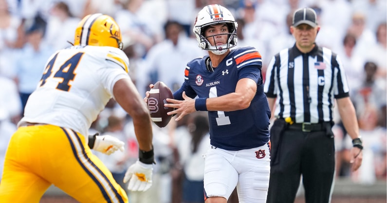 Payton Thorne (Photo by Auburn Athletics)