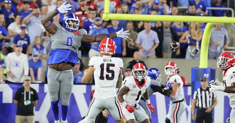 Deone Walker airborne vs. Georgia - Dr. Michael Huang, Kentucky Sports Radio