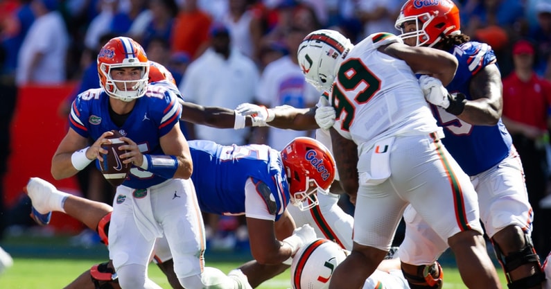 Graham-Mertz-Florida-Gators-offensive-line