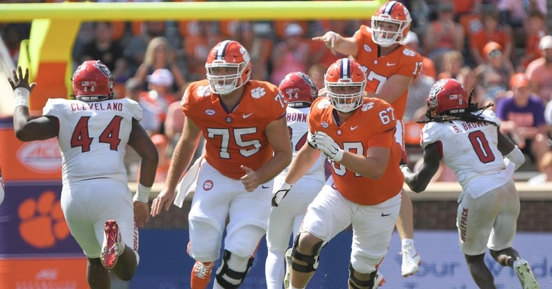 Clemson offensive line