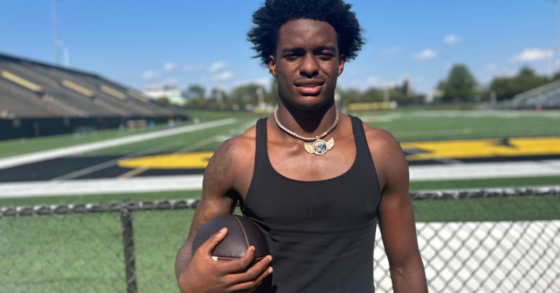 South Carolina WR target Donovan Murph is pictured at his high school (Photo: Chris Clark | On3)South Carolina WR target Donovan Murph is pictured at his high school (Photo: Chris Clark | On3)