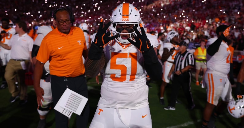 Jaxson Moi, Tennessee Football | Tennessee Athletics