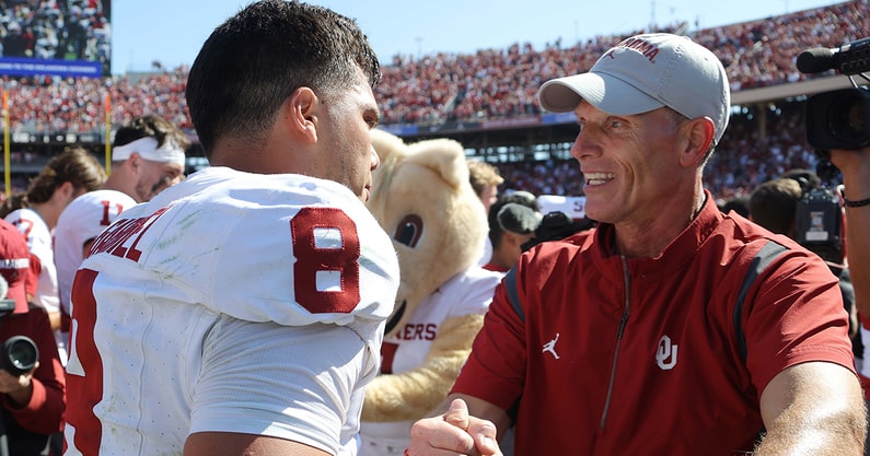 Oklahoma HC Brent Venables and former Sooners QB Dillon Gabriel