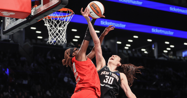 Rhyne Howard (left) blocks Breanna Stewart - Wendell Cruz, Imagn Images