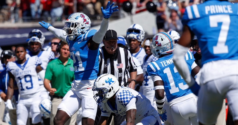 NCAA Football: Kentucky at Mississippi