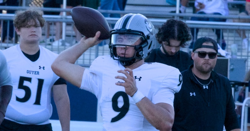 2025 TX QB Kevin Sperry2