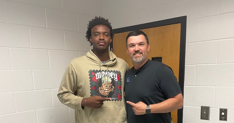 nicholas-smith-remains-committed-kentucky-after-alabama-offer
