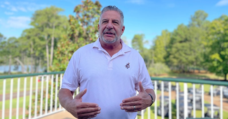 Bruce Pearl (Photo by Justin Hokanson/Auburn Live)