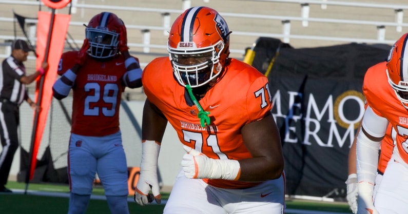 2025 TX OL Ryan Fodje2