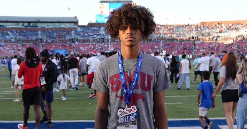 smu-working-to-fend-off-notre-dame-for-4-star-wr-jalen-cooper