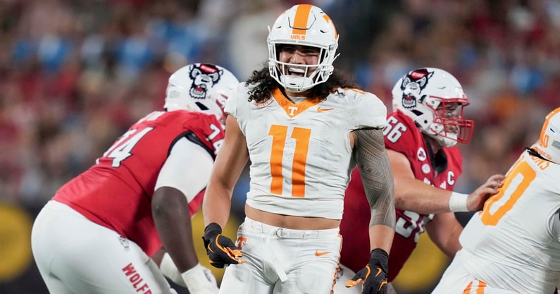 Keenan Pili, Tennessee Football | Saul Young/News Sentinel / USA TODAY NETWORK