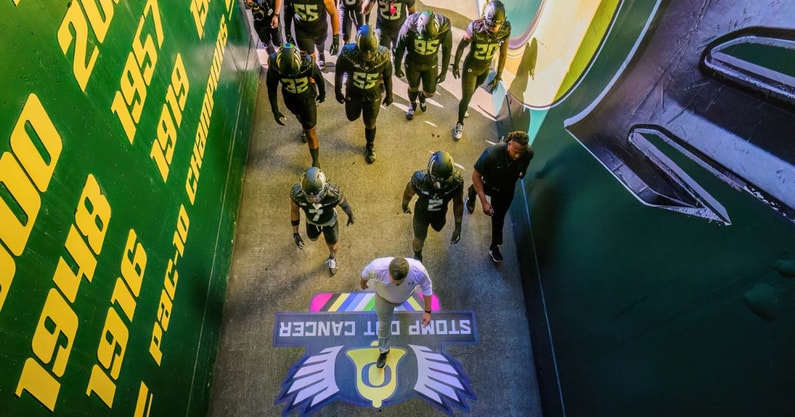 Oregon Ducks Tunnel vs. Ohio State