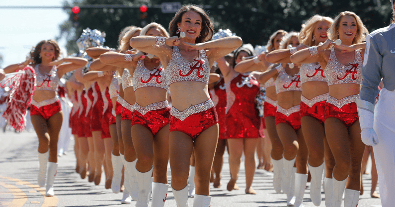 Alabama Homecoming Parade