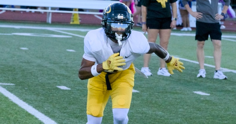 2025 TX CB Courtland Guillory2