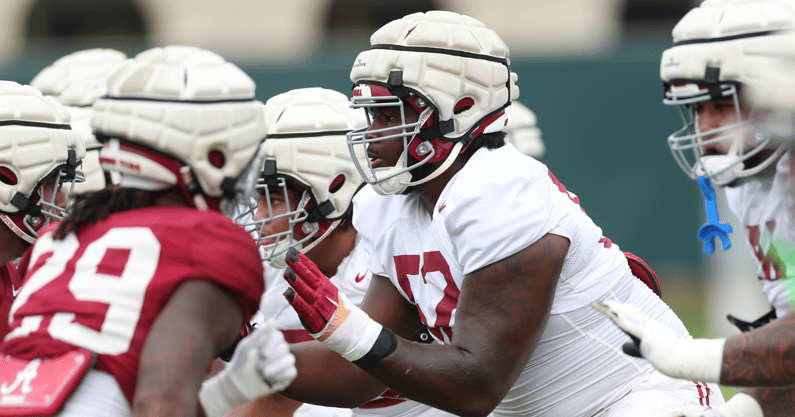 Alabama OL Tyler Booker