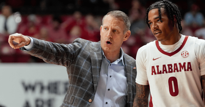 Alabama coach Nate Oats and guard Labaron Philon