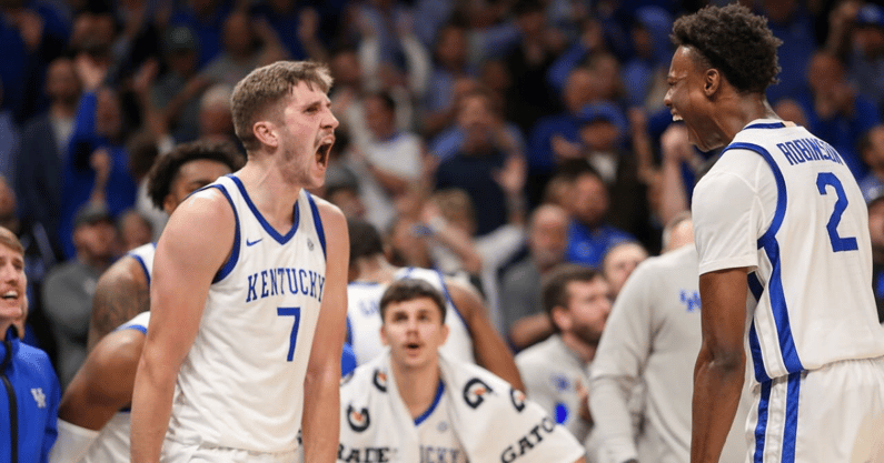 Kentucky F Andrew Carr and Jaxson Robinson celebrate a win over Duke, via Dylan Ballard