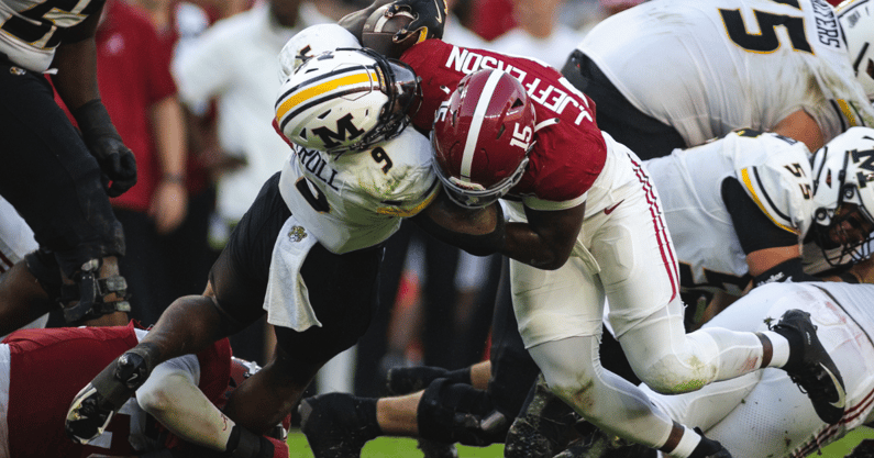 Alabama LB Justin Jefferson