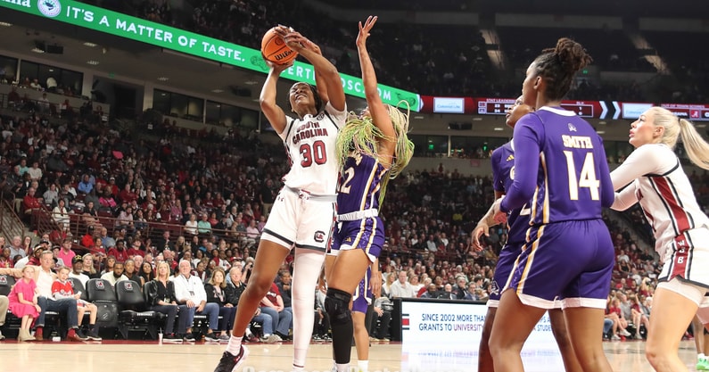 maryam-dauda_54145916027_o-South Carolina Gamecocks women's basketball vs East Carolina Pirates-Nov 17 2024-Credit CJ Driggers GamecockCentral