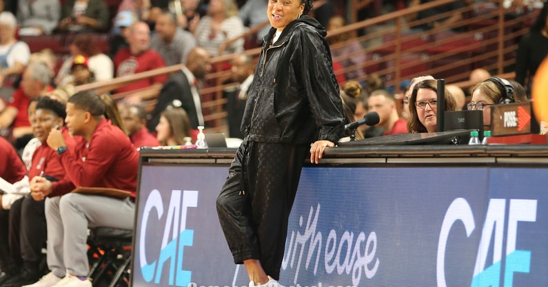 Dawn Staley | South Carolina women's basketball vs. East Carolina | Nov. 17, 2024 | C.J. Driggers/GamecockCentral.com