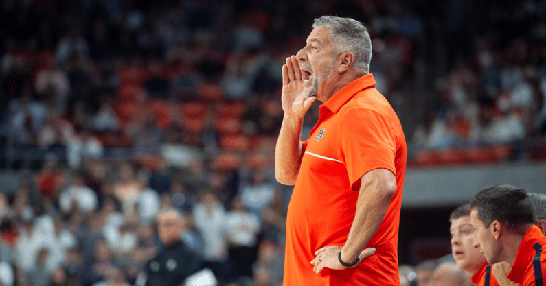 Bruce Pearl (Photo by USA Today)