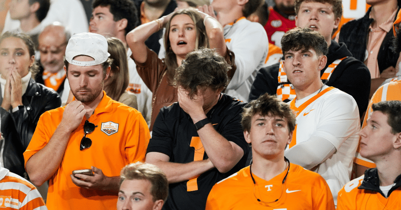 Tennessee football fans
