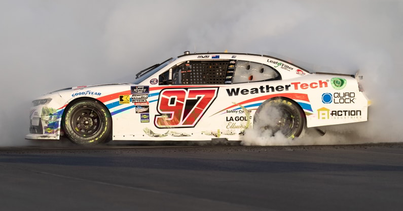 Shane van Gisbergen (2)