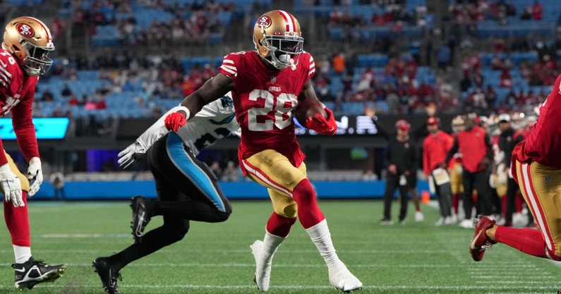 Tevin Coleman (1)
