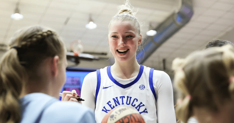 Clara Strack - UK Athletics