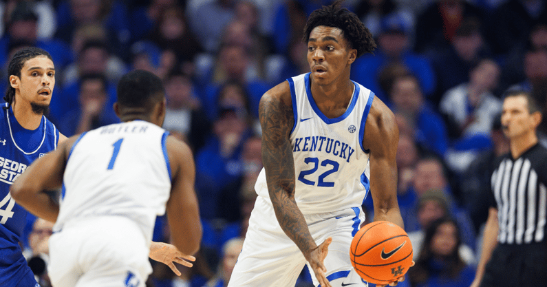 Nov 29, 2024; Lexington, Kentucky, USA; Kentucky Wildcats center Amari Williams (22) passes the ball to guard Lamont Butler (1) during the first half against the Georgia State Panthers at Rupp Arena at Central Bank Center. Mandatory Credit: Jordan Prather-Imagn Images