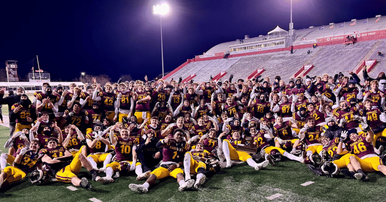 Loyola Academy - Illinois high school football