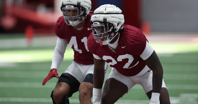 Alabama DL LT Overton