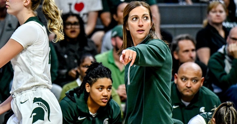 Michigan State head coach Robyn Fralick against Wayne State. (Photo by Lansing State Journal)