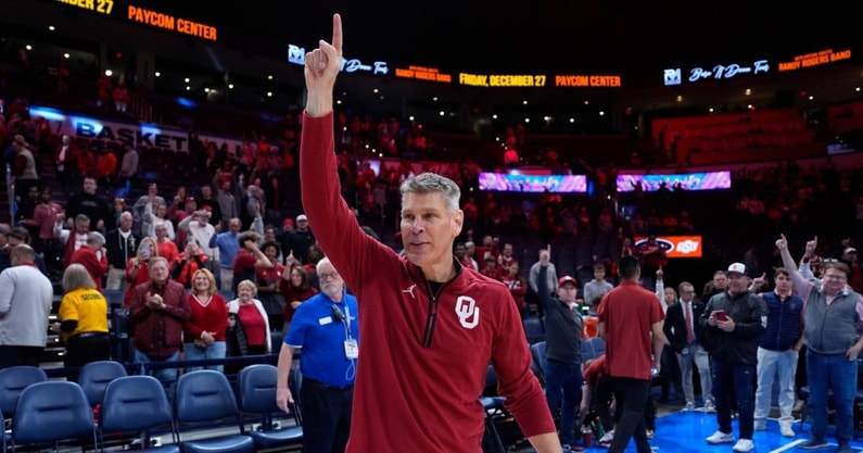 Porter Moser30