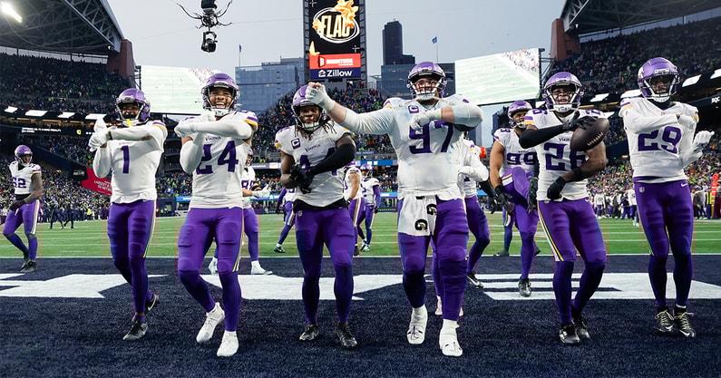 Vikings celebration High School Musical