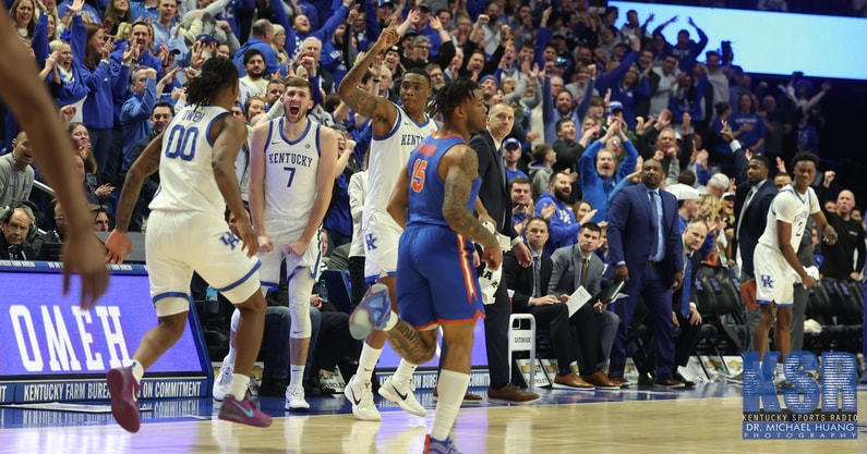 Kentucky players celebrate a play by Otega Oweh - Dr. Michael Huang, Kentucky Sports Radio