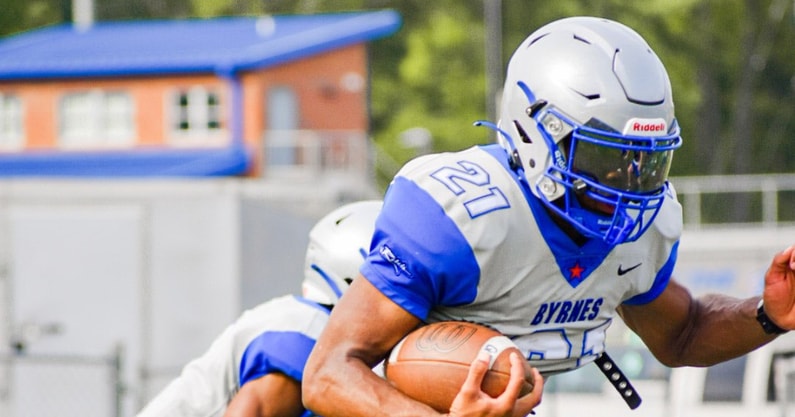 South Carolina football recruiting target David "Tre" Segarra at practice at Byrnes High School. Photo credit: Tre Segarra | @Tr3Segarra on Twitter/X