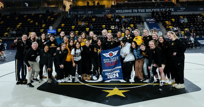 Soldier Salute champions (Iowa women)